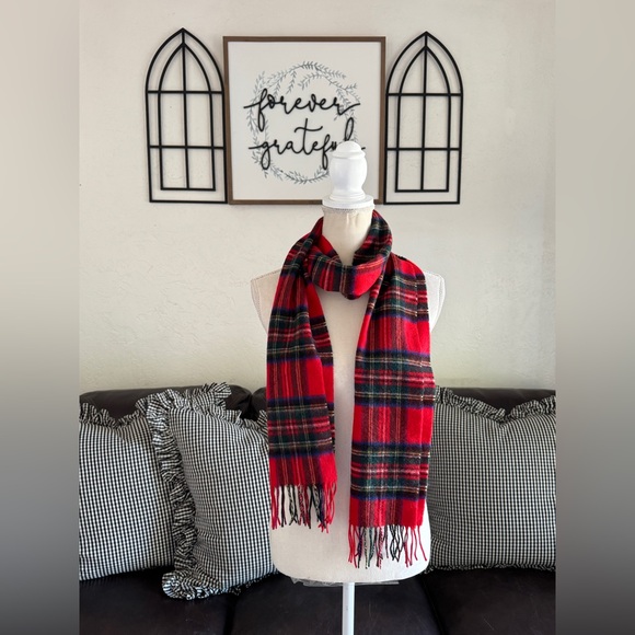 Johnstons 100% Cashmere Scarf Fringe Scotland Made Multicolor Plaid Soft Cozy - Picture 7 of 9